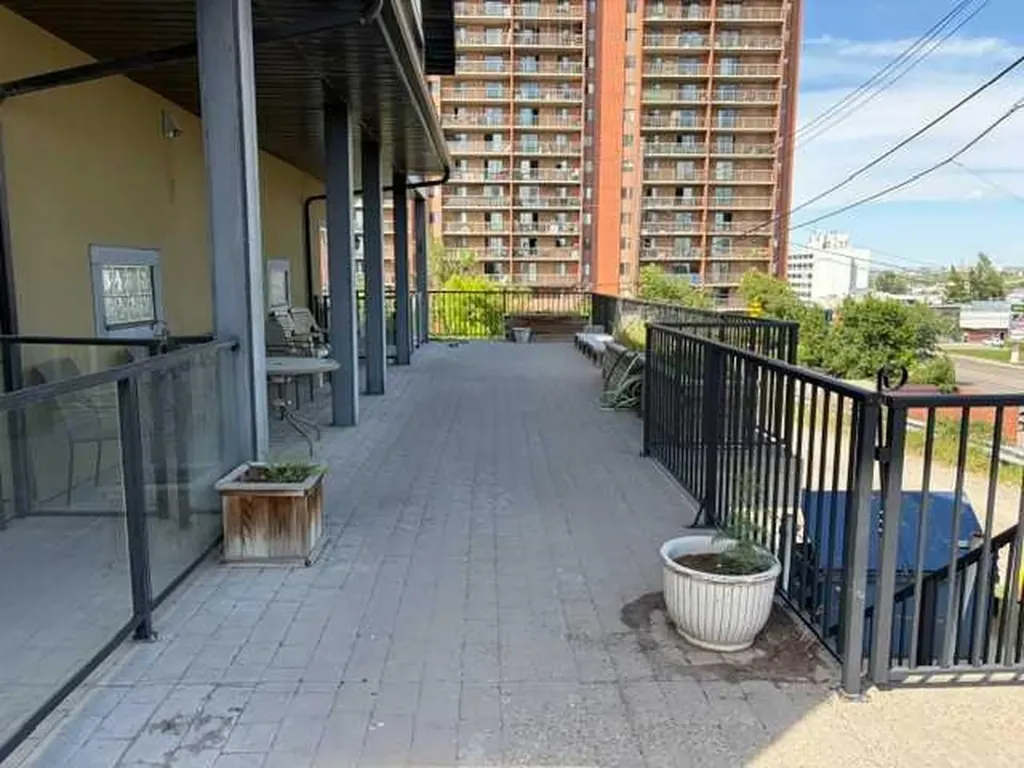 4704 Stanley Road SW Calgary AB T2S 2R2