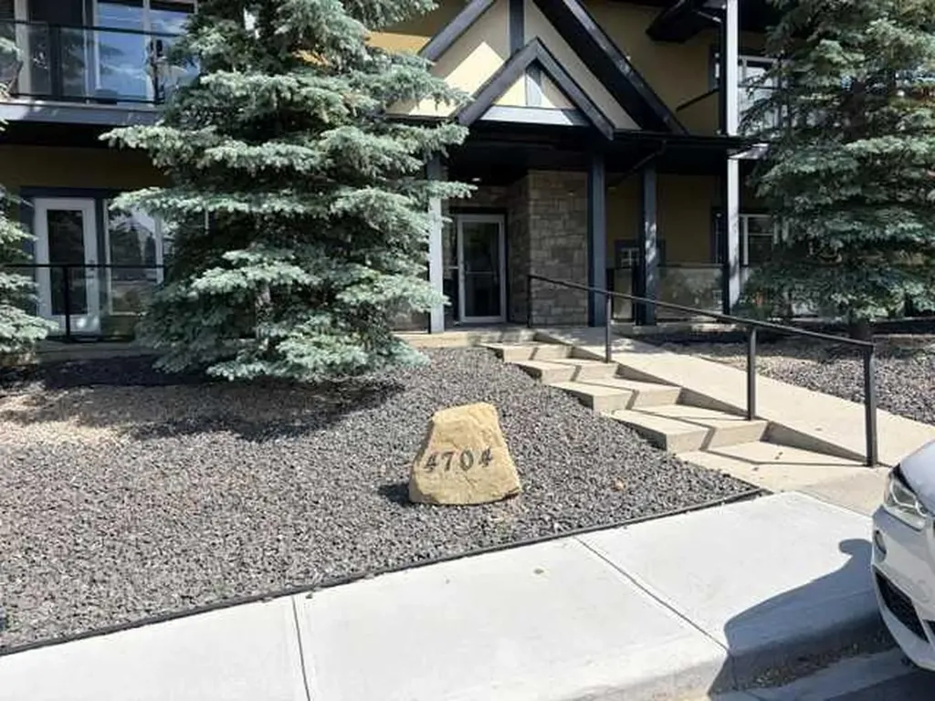 4704 Stanley Road SW Calgary AB T2S 2R2