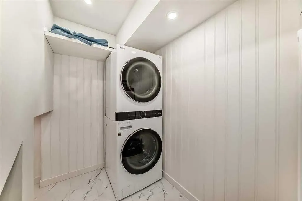 45 Hidden Hills Way NW Calgary AB T3A 5T1