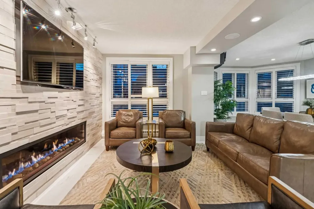 400 Eau Claire Avenue SW Calgary AB T2P 4X2
