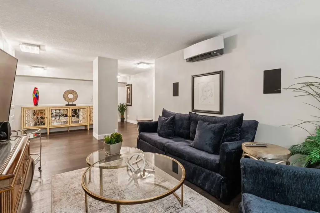 400 Eau Claire Avenue SW Calgary AB T2P 4X2