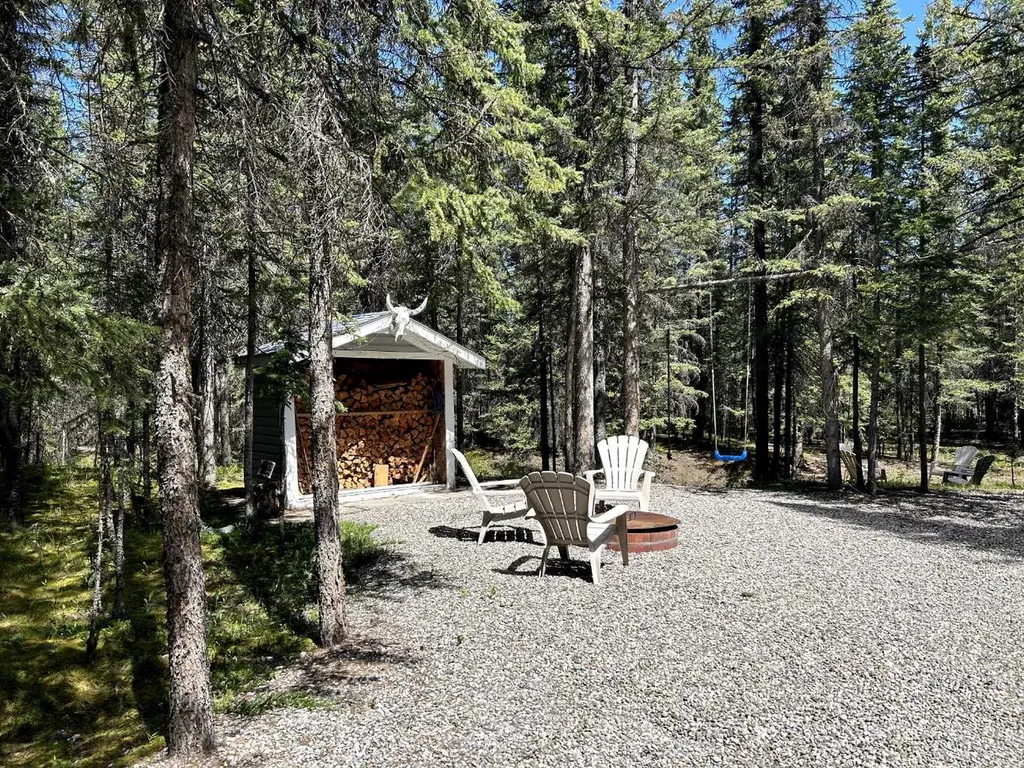 32380 Range Road 55 Rural Mountain View County AB T0M 1X0