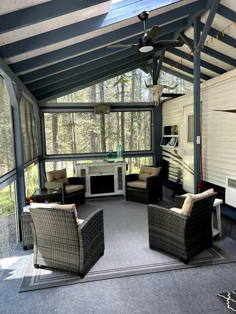 32380 Range Road 55 Rural Mountain View County AB T0M 1X0
