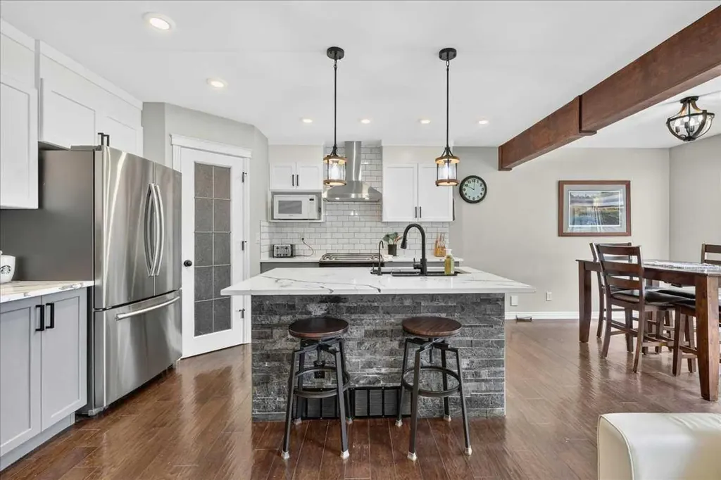 14 Thomas Street NW Langdon AB T0J 1X2
