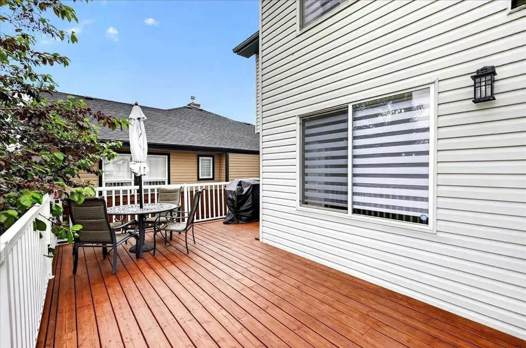 14 Thomas Street NW Langdon AB T0J 1X2