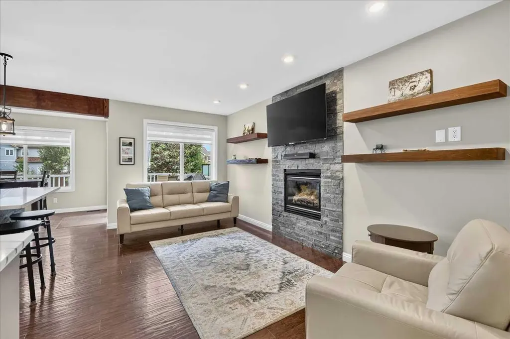 14 Thomas Street NW Langdon AB T0J 1X2