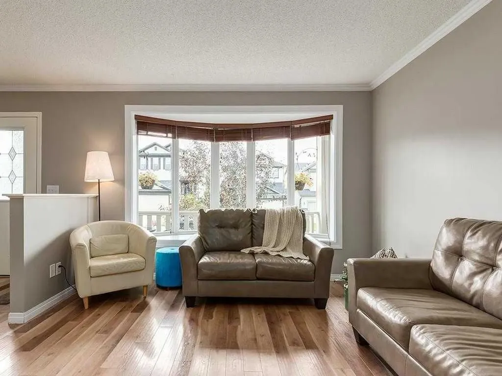 50 Bridlecrest Gardens SW Calgary AB T2Y 4Y4