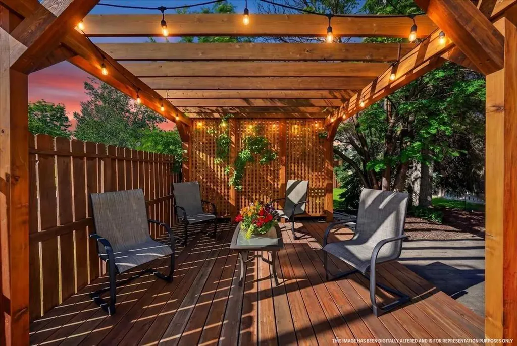 656 Ranchridge Court NW Calgary AB T3G 1W9