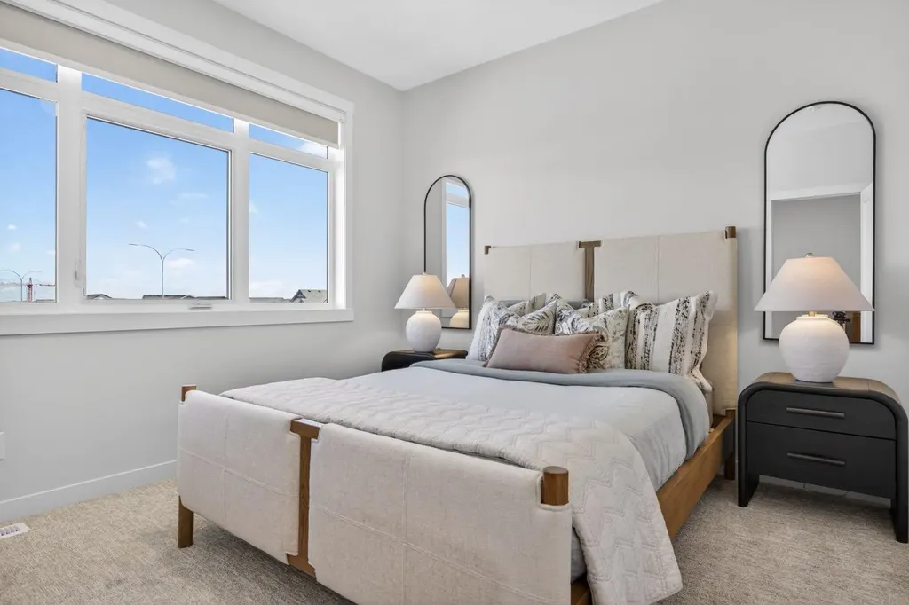 30 Creekside Villas SW Calgary AB T1T1Z1