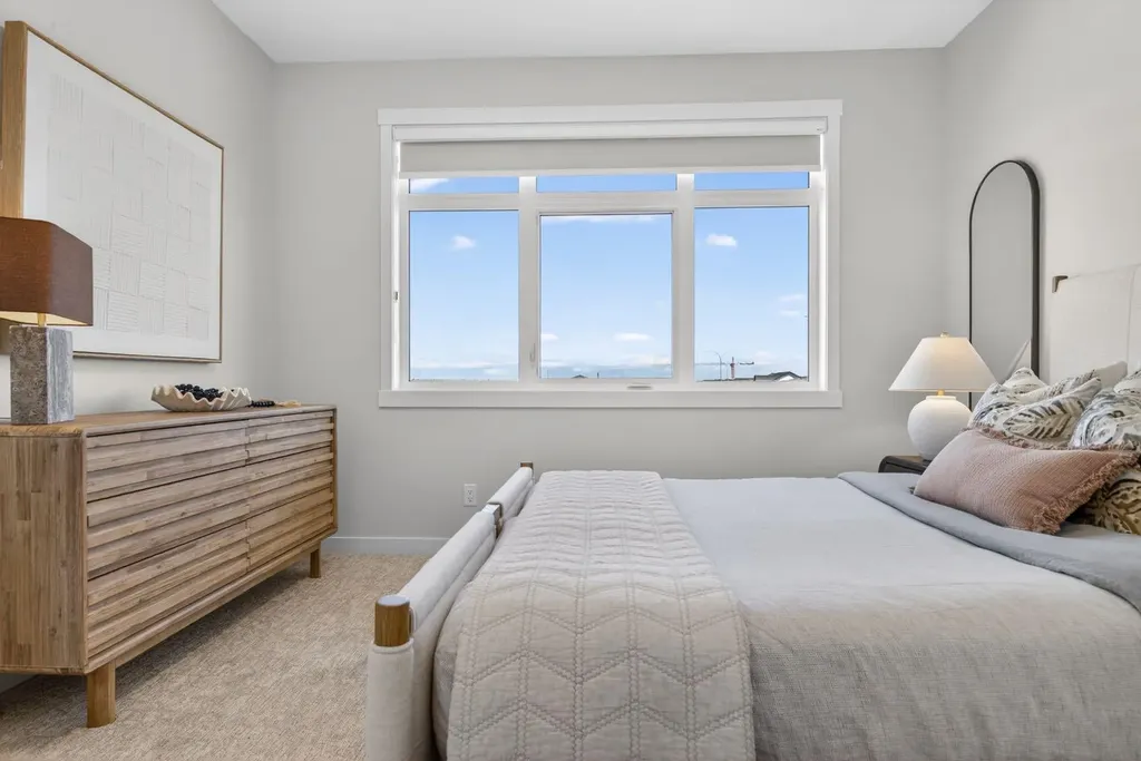 30 Creekside Villas SW Calgary AB T1T1Z1