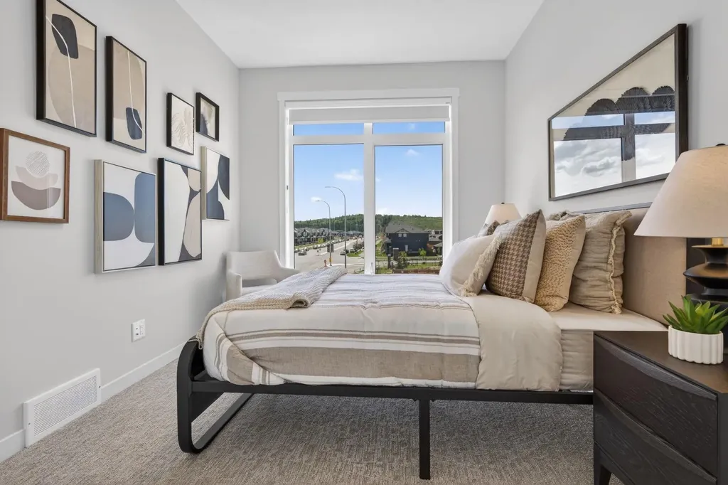 30 Creekside Villas SW Calgary AB T1T1Z1