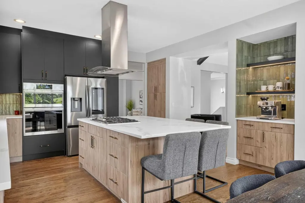 29 Meadow Pointe Drive Heritage Pointe AB T1S 3M8