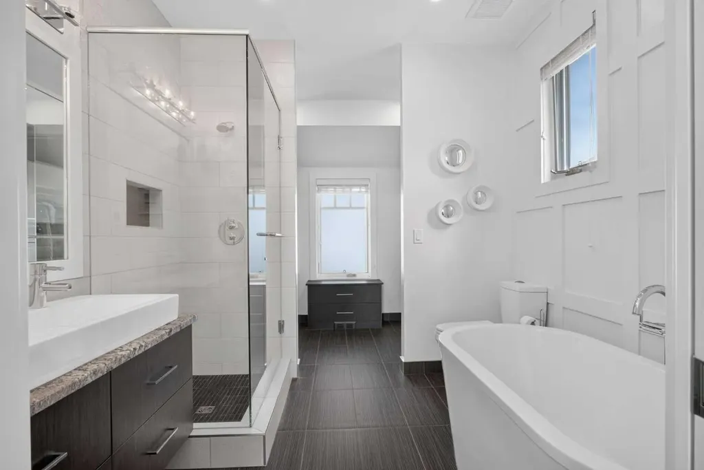 29 Meadow Pointe Drive Heritage Pointe AB T1S 3M8