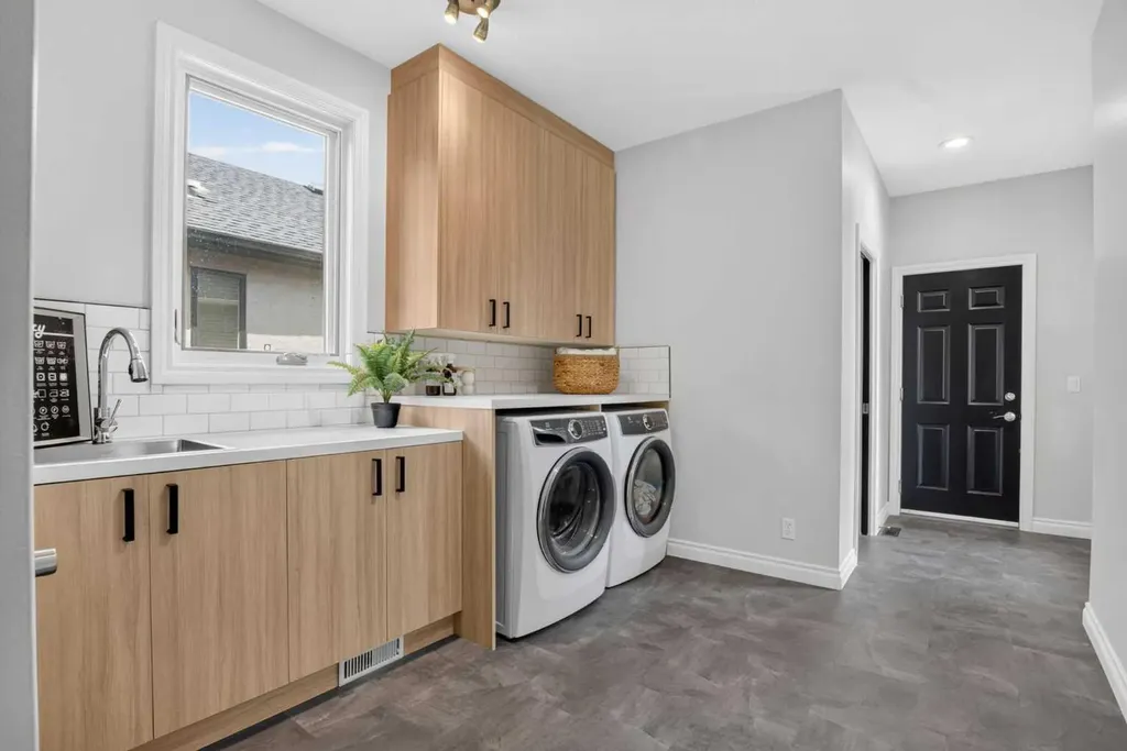 29 Meadow Pointe Drive Heritage Pointe AB T1S 3M8
