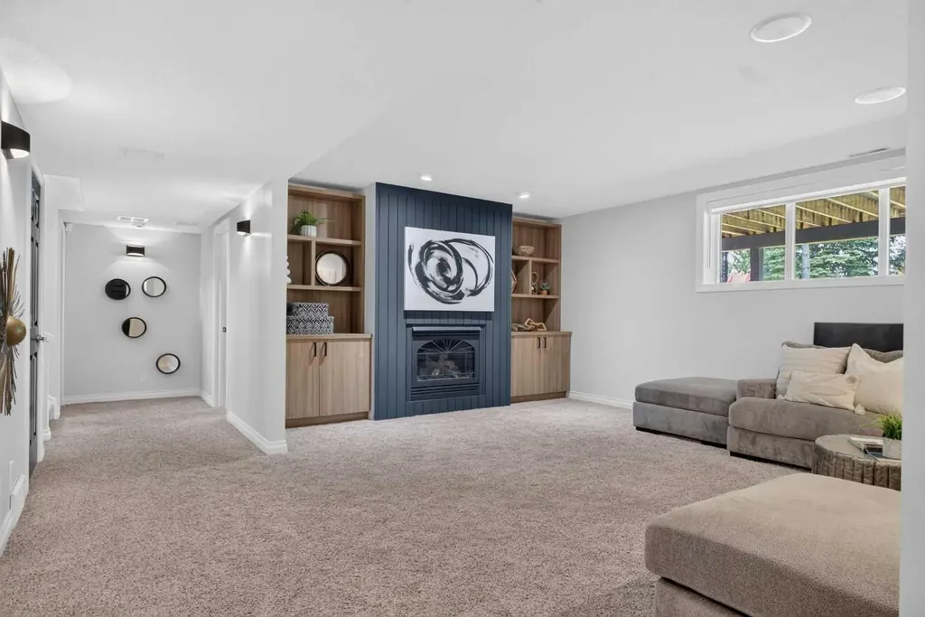 29 Meadow Pointe Drive Heritage Pointe AB T1S 3M8