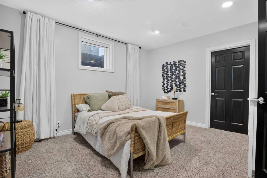 29 Meadow Pointe Drive Heritage Pointe AB T1S 3M8