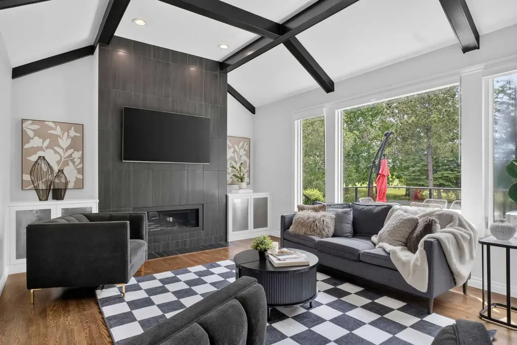 29 Meadow Pointe Drive Heritage Pointe AB T1S 3M8