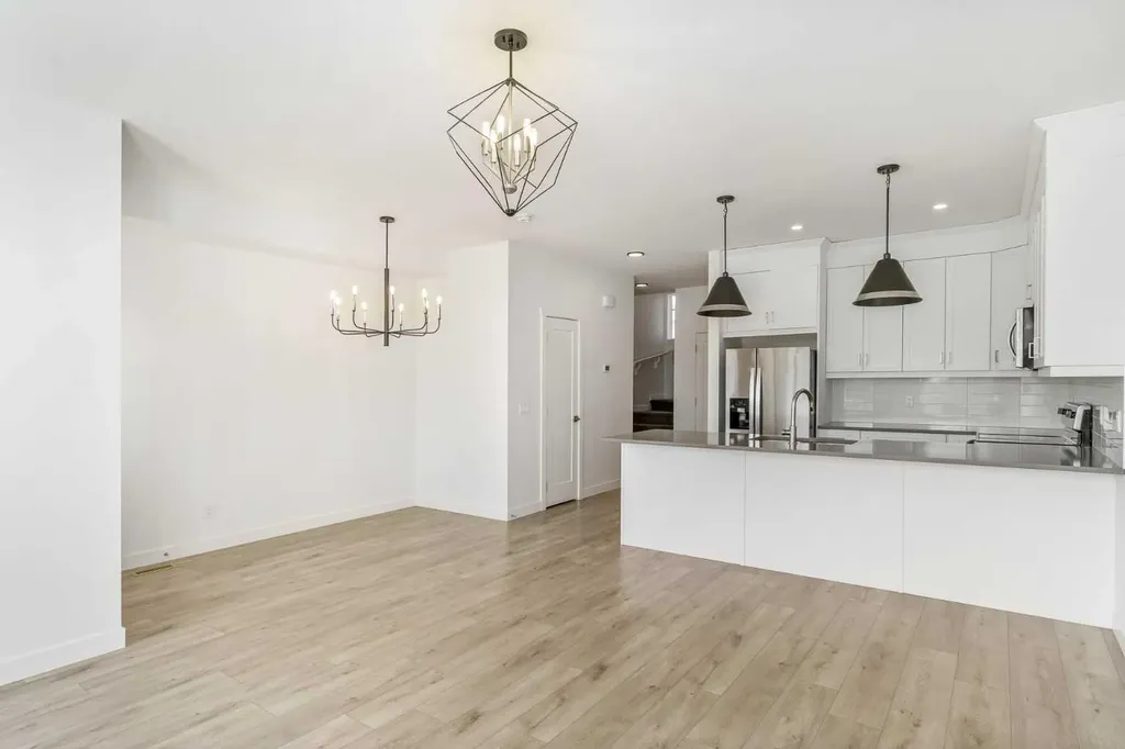 135 Legacy Glen Parade SE Calgary AB T2X 4T3
