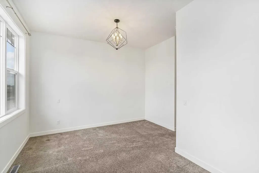 135 Legacy Glen Parade SE Calgary AB T2X 4T3