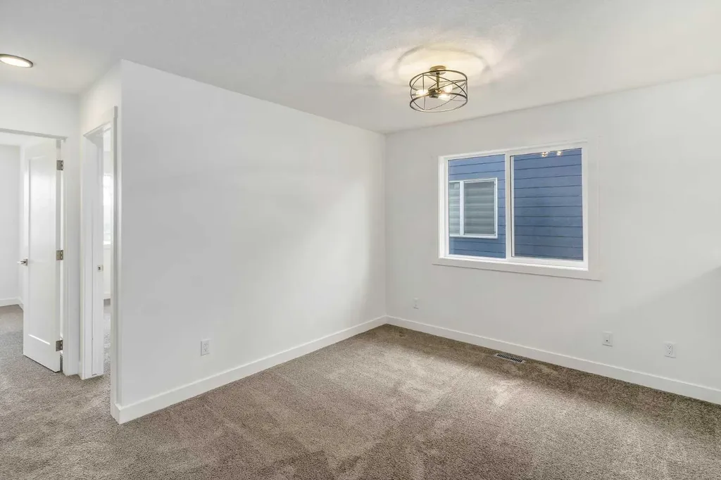 135 Legacy Glen Parade SE Calgary AB T2X 4T3