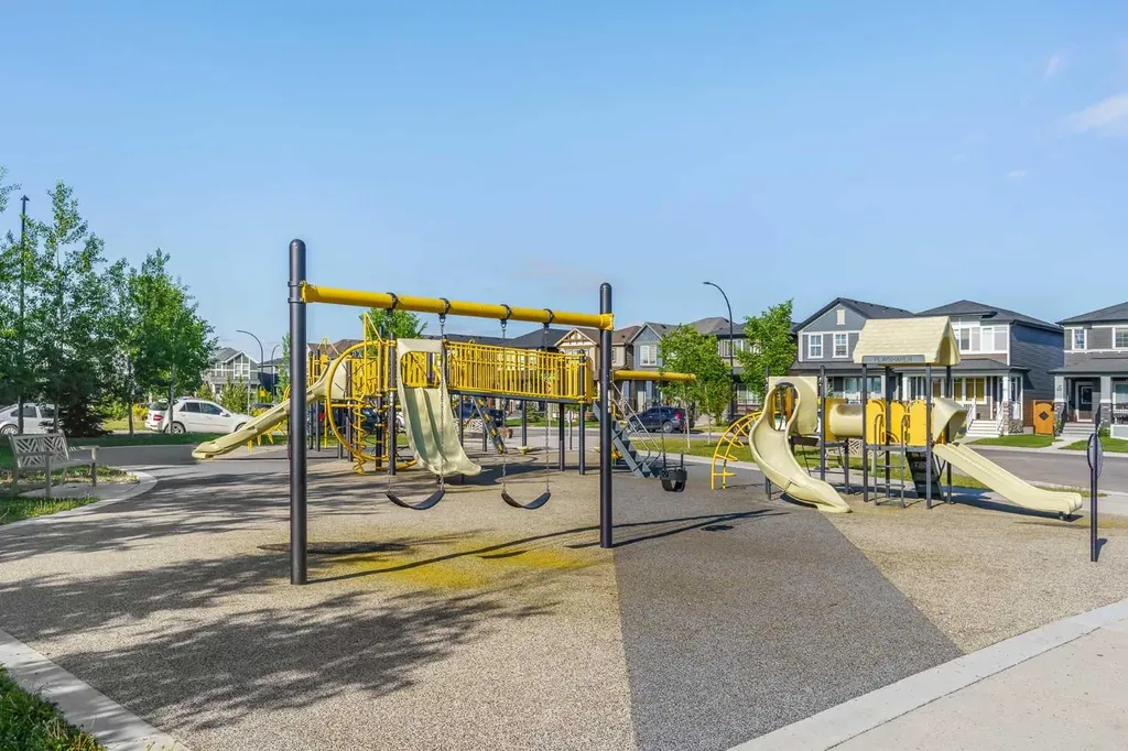 135 Legacy Glen Parade SE Calgary AB T2X 4T3
