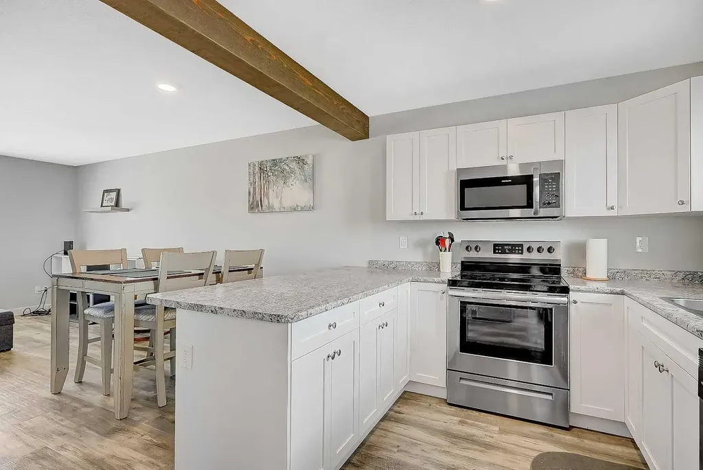 9519D 112 Avenue Clairmont AB T8X5C8