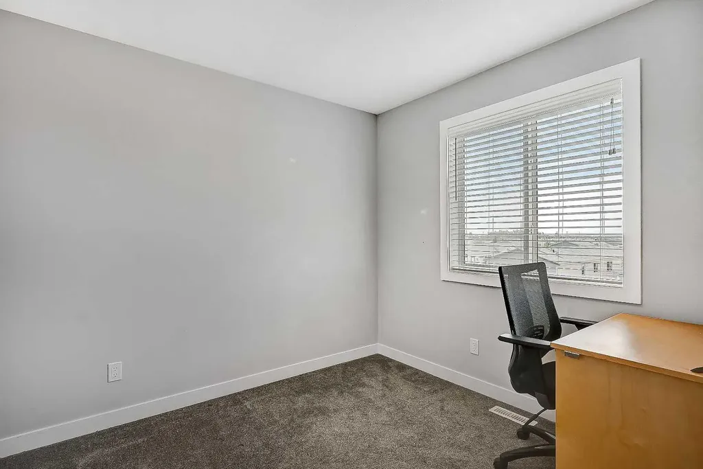 9519D 112 Avenue Clairmont AB T8X5C8