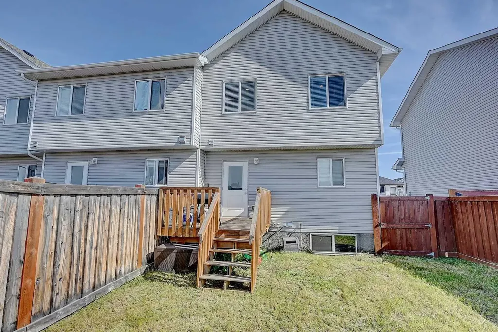 9519D 112 Avenue Clairmont AB T8X5C8
