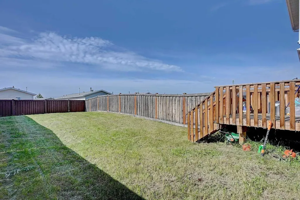 9519D 112 Avenue Clairmont AB T8X5C8