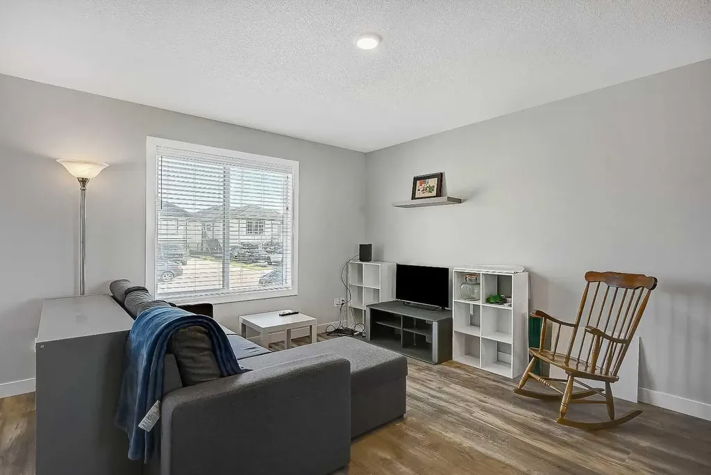 9519D 112 Avenue Clairmont AB T8X5C8