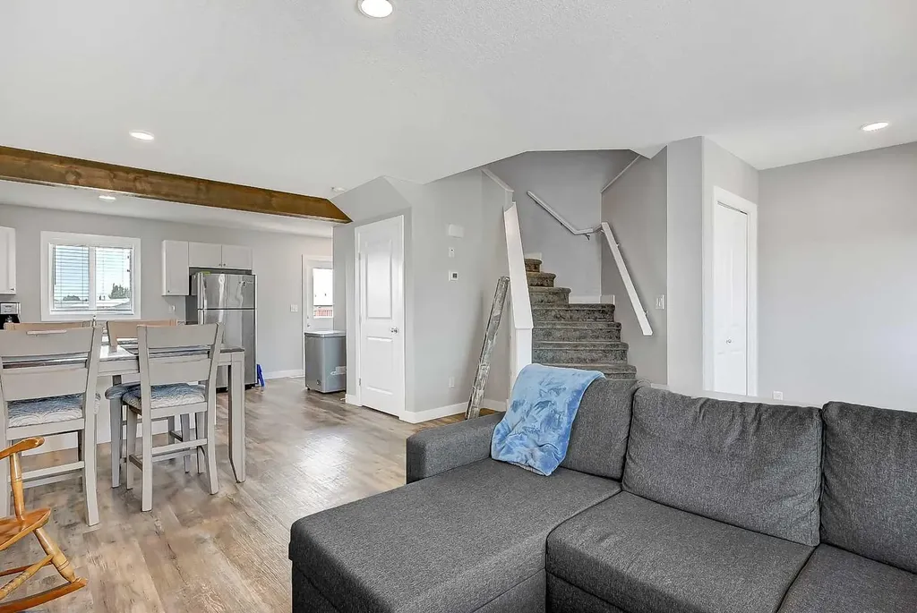 9519D 112 Avenue Clairmont AB T8X5C8