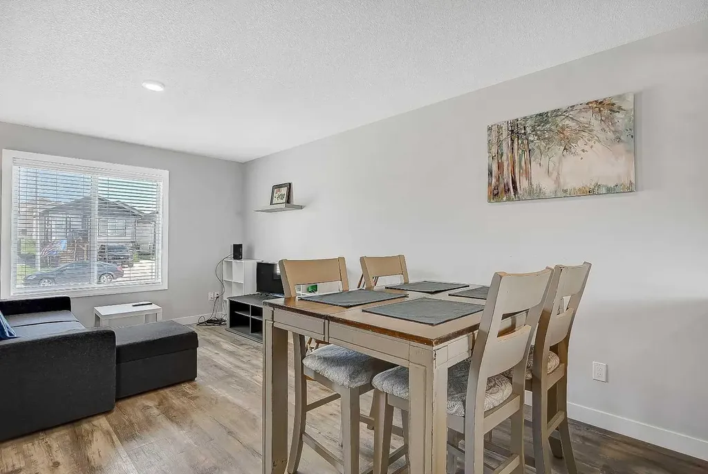 9519D 112 Avenue Clairmont AB T8X5C8