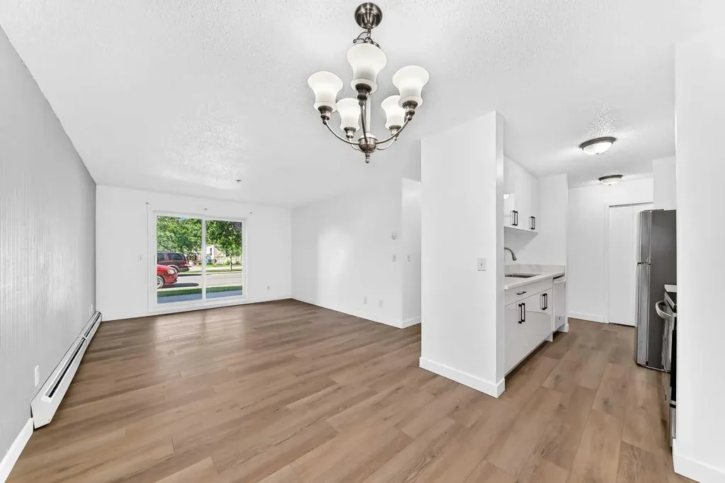 6224 17 Avenue SE Calgary AB T2A 7X8