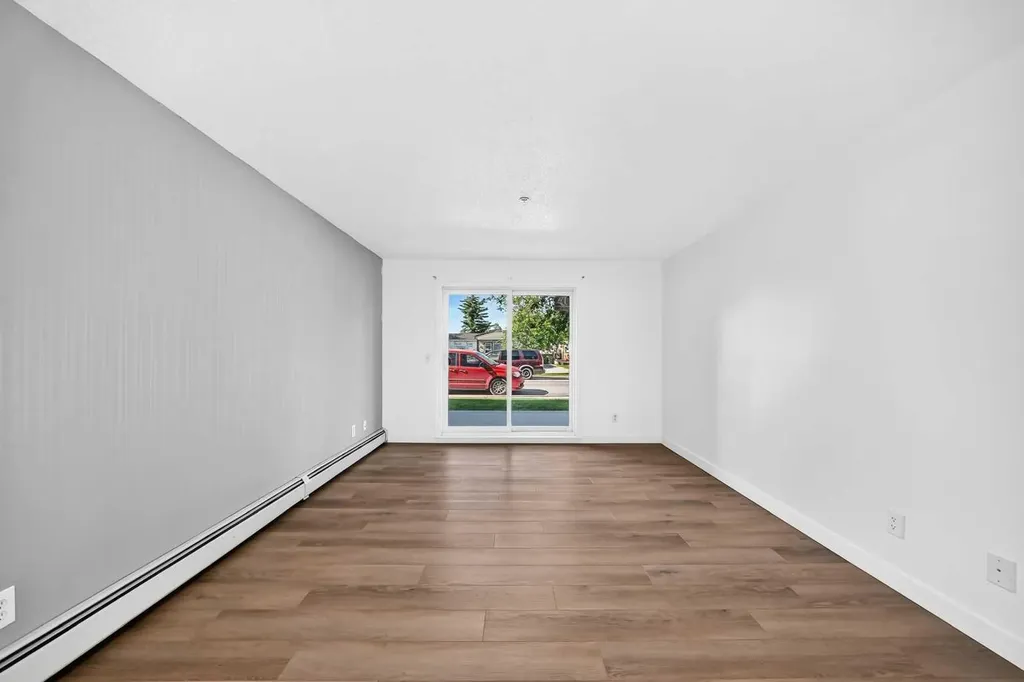 6224 17 Avenue SE Calgary AB T2A 7X8