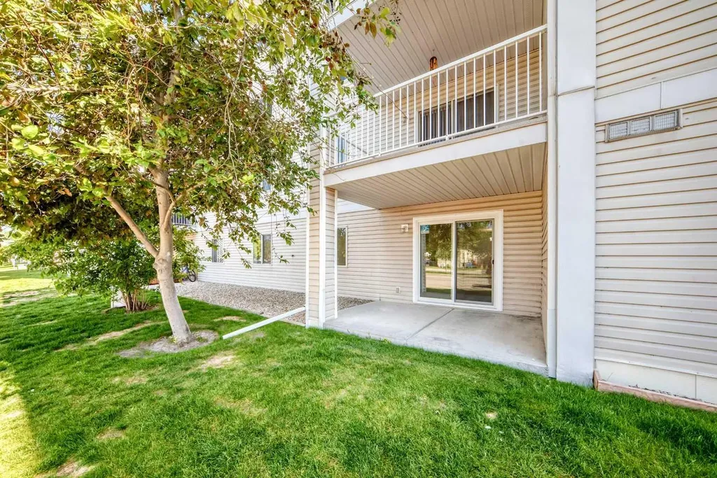 6224 17 Avenue SE Calgary AB T2A 7X8