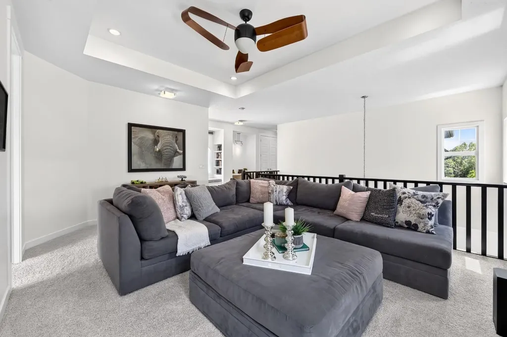 60 Tremblant Terrace SW Calgary AB T3H0B9