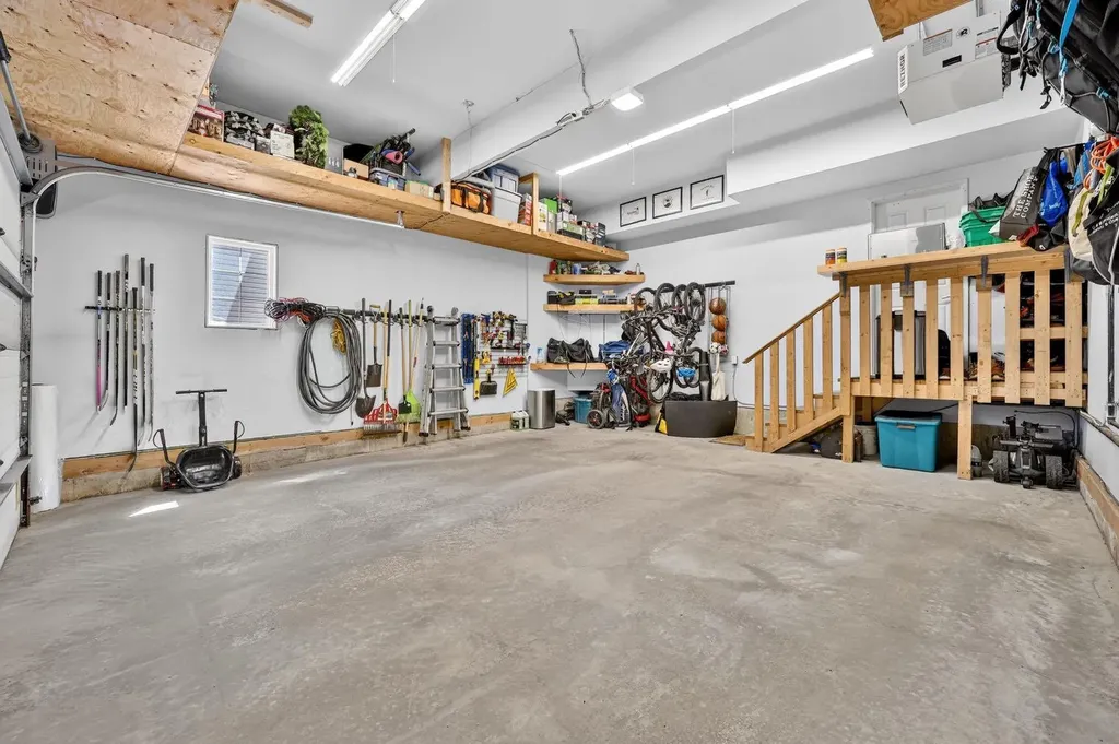 60 Tremblant Terrace SW Calgary AB T3H0B9