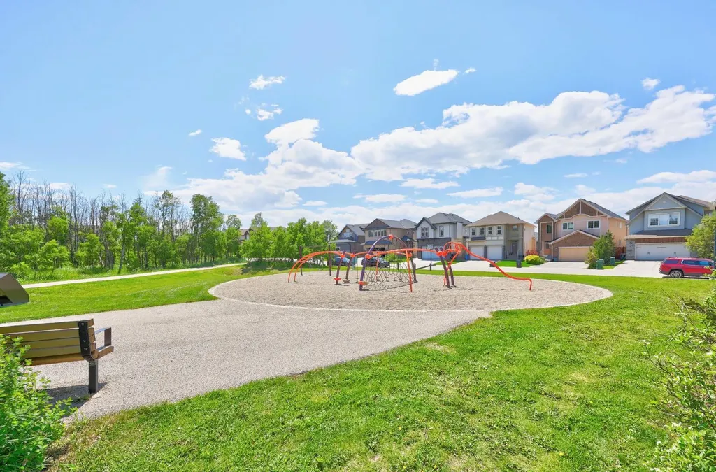 60 Tremblant Terrace SW Calgary AB T3H0B9