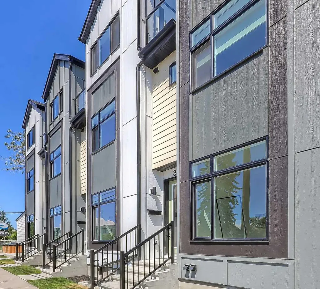 828 8 Avenue NE Calgary AB T2E 9E2
