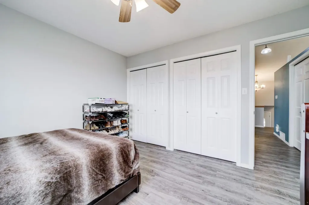571 Blackfoot Manor W Lethbridge AB T1K 7W4