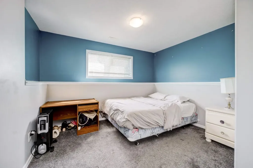 571 Blackfoot Manor W Lethbridge AB T1K 7W4