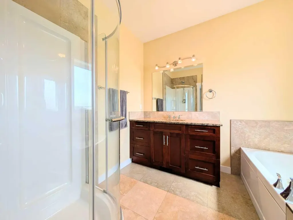 1004 7 Avenue SE Slave Lake AB T0G2A3