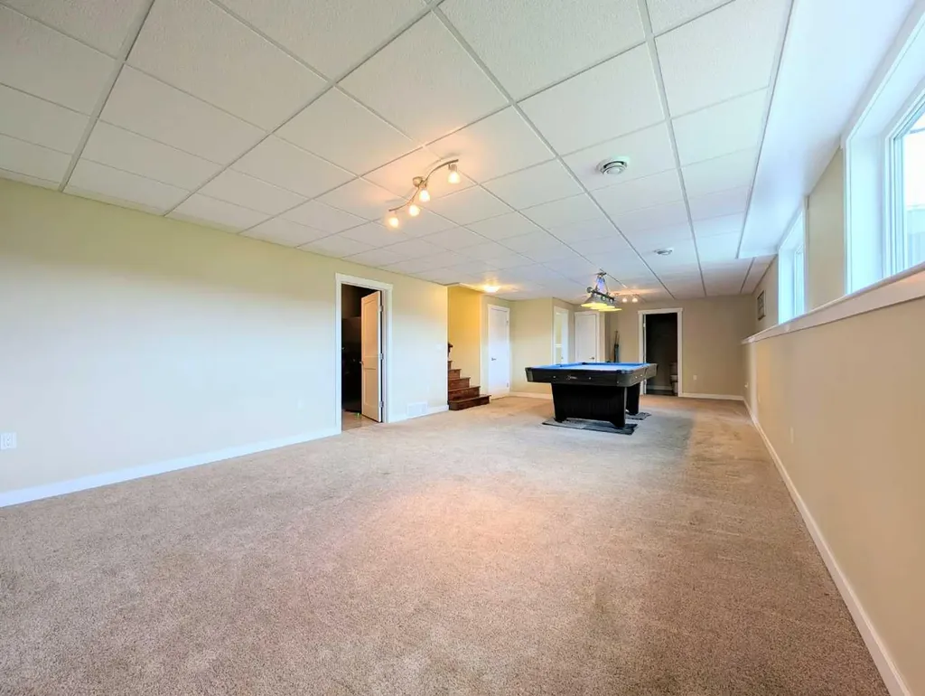 1004 7 Avenue SE Slave Lake AB T0G2A3