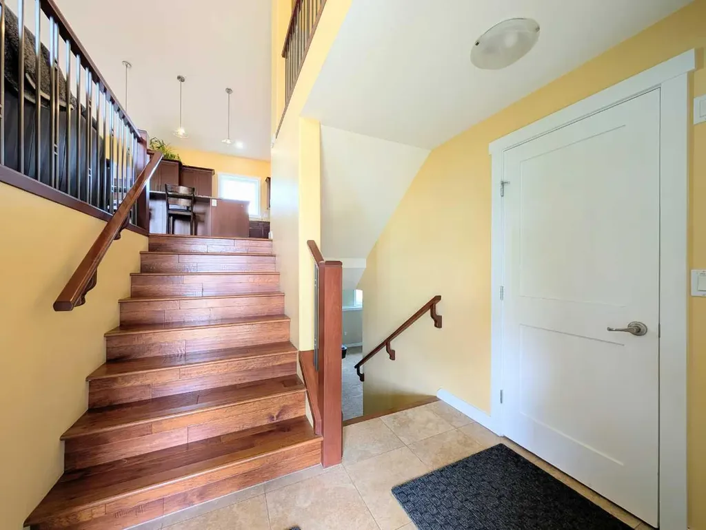 1004 7 Avenue SE Slave Lake AB T0G2A3