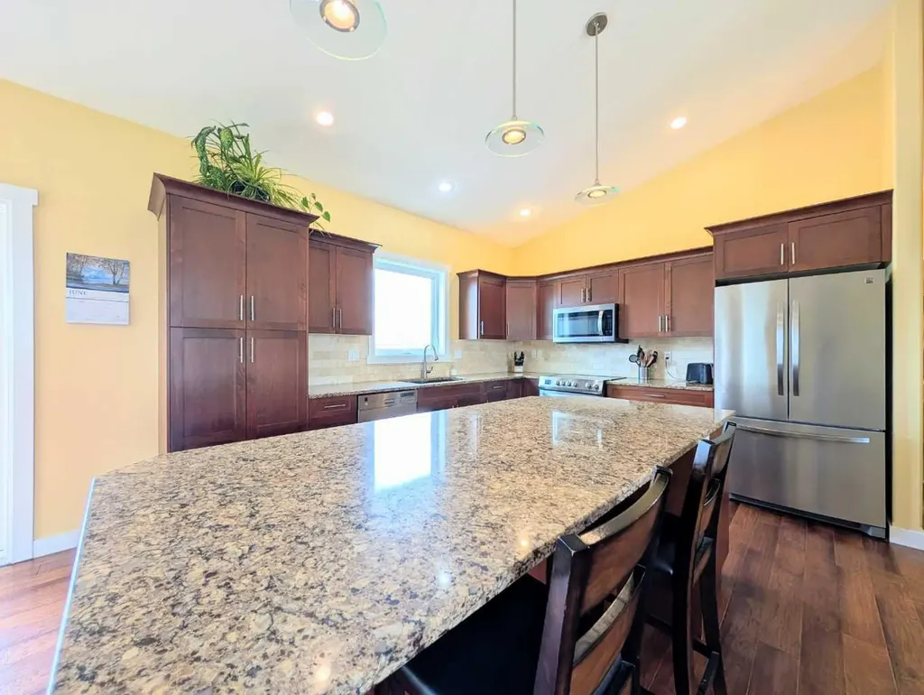 1004 7 Avenue SE Slave Lake AB T0G2A3