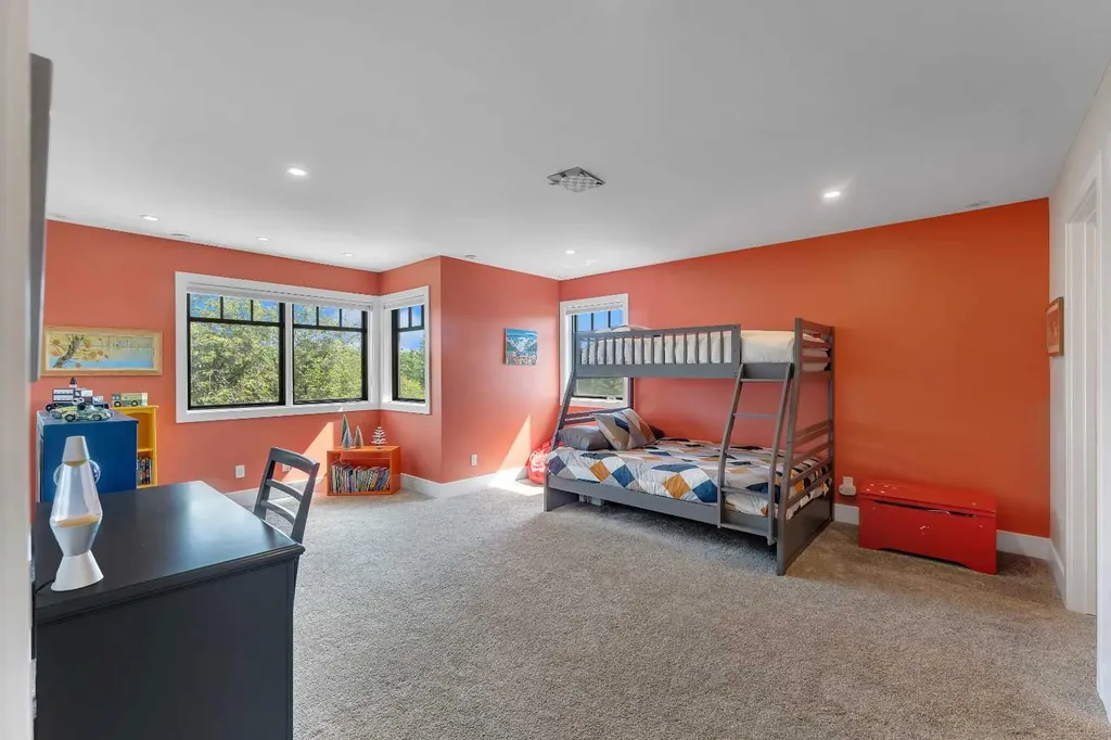 64 Springland Manor Crescent Rural Rocky View County AB T3Z3K1