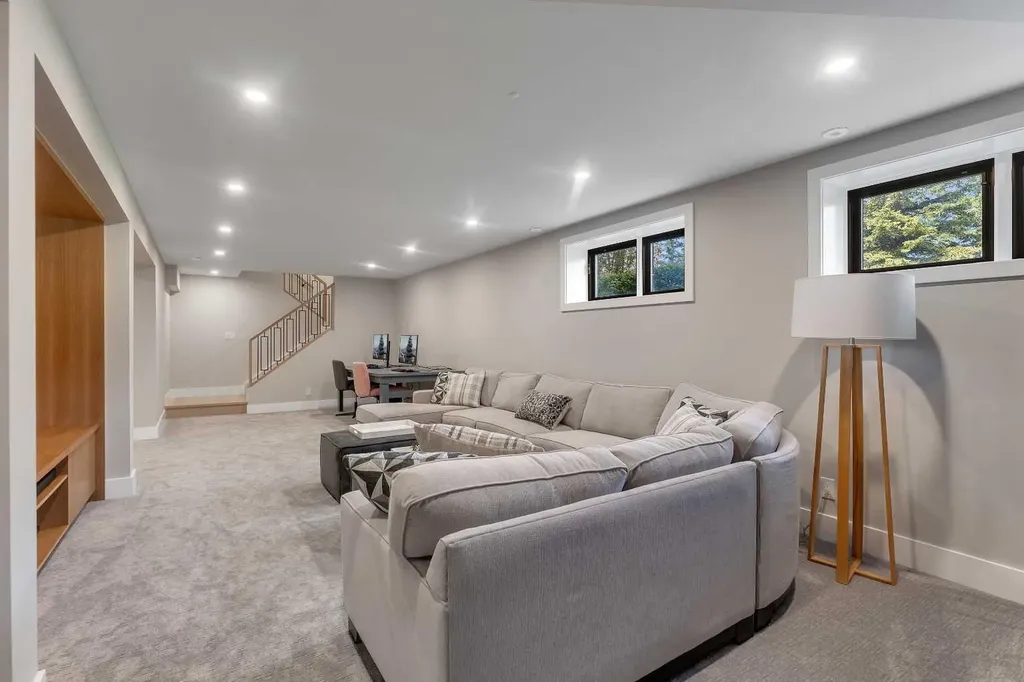 64 Springland Manor Crescent Rural Rocky View County AB T3Z3K1