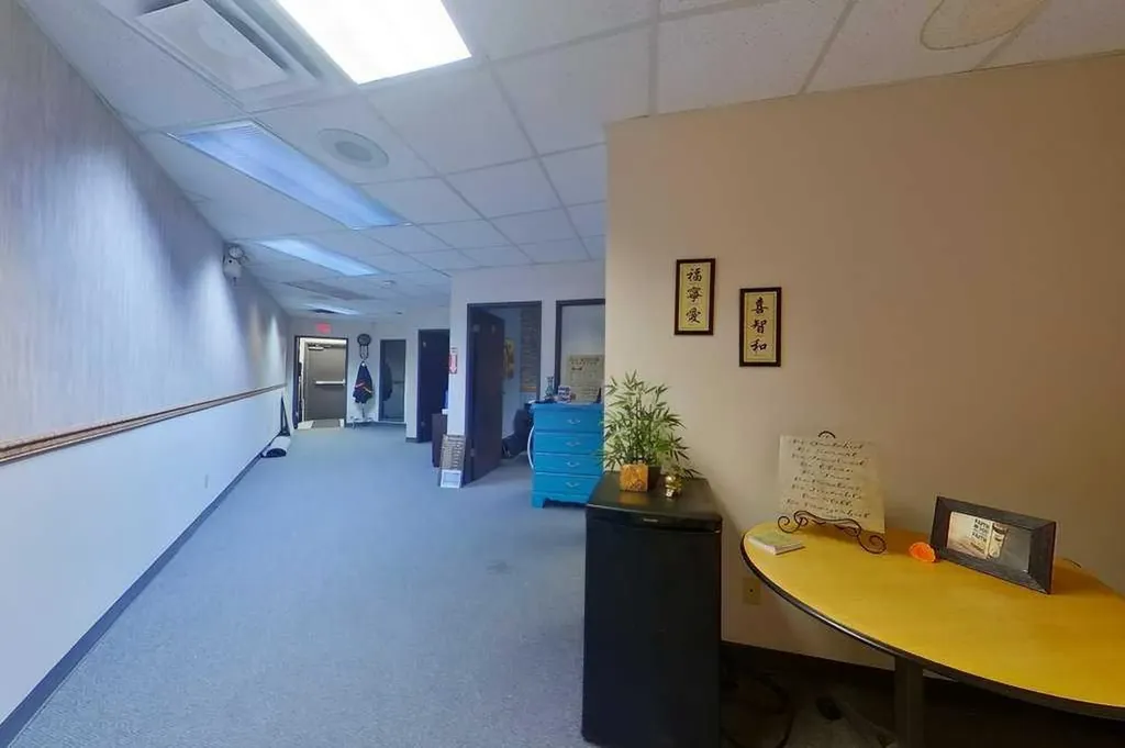 562 2 Street SE Medicine Hat AB T1A 0C5