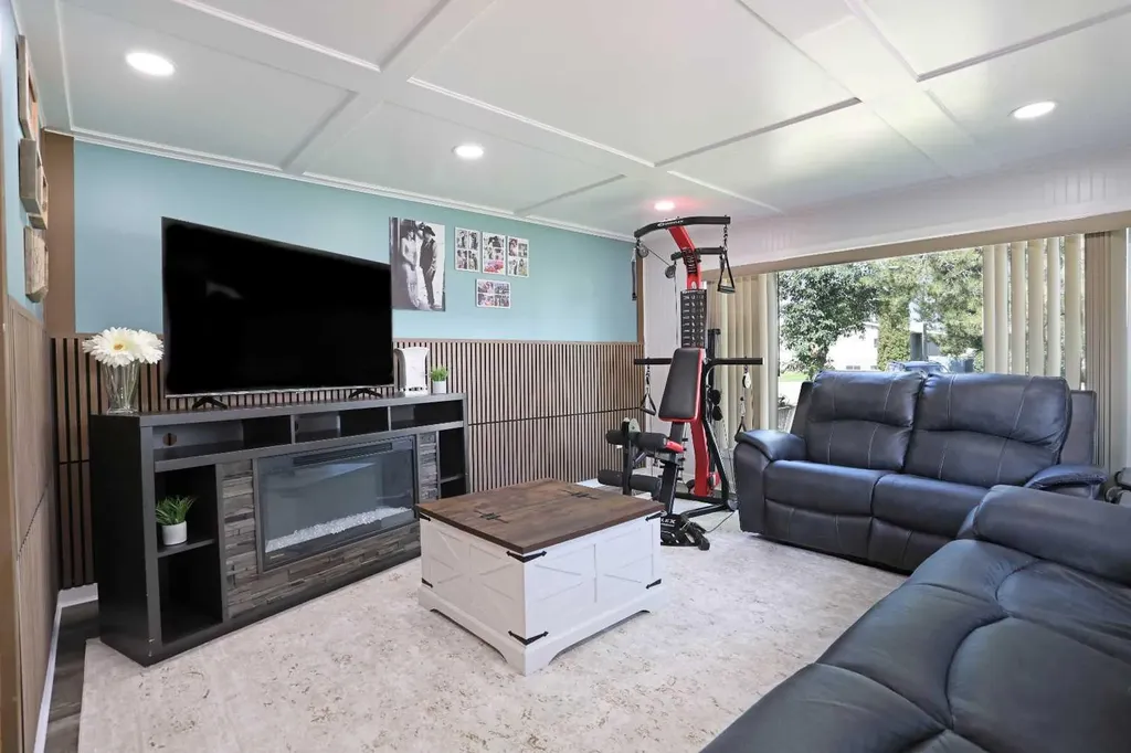 276 Centre Street Tilley AB T0J 3K0