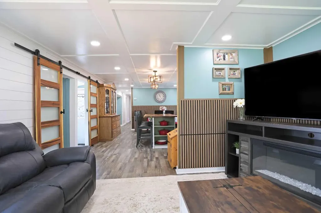 276 Centre Street Tilley AB T0J 3K0